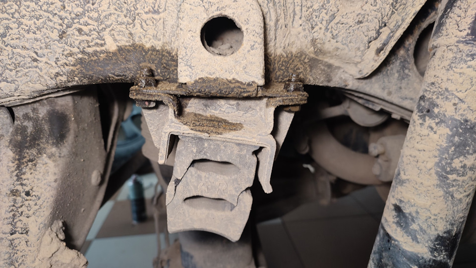 Отбойники кузова — Toyota Land Cruiser Prado 120-series, 4 л, 2004 года ...