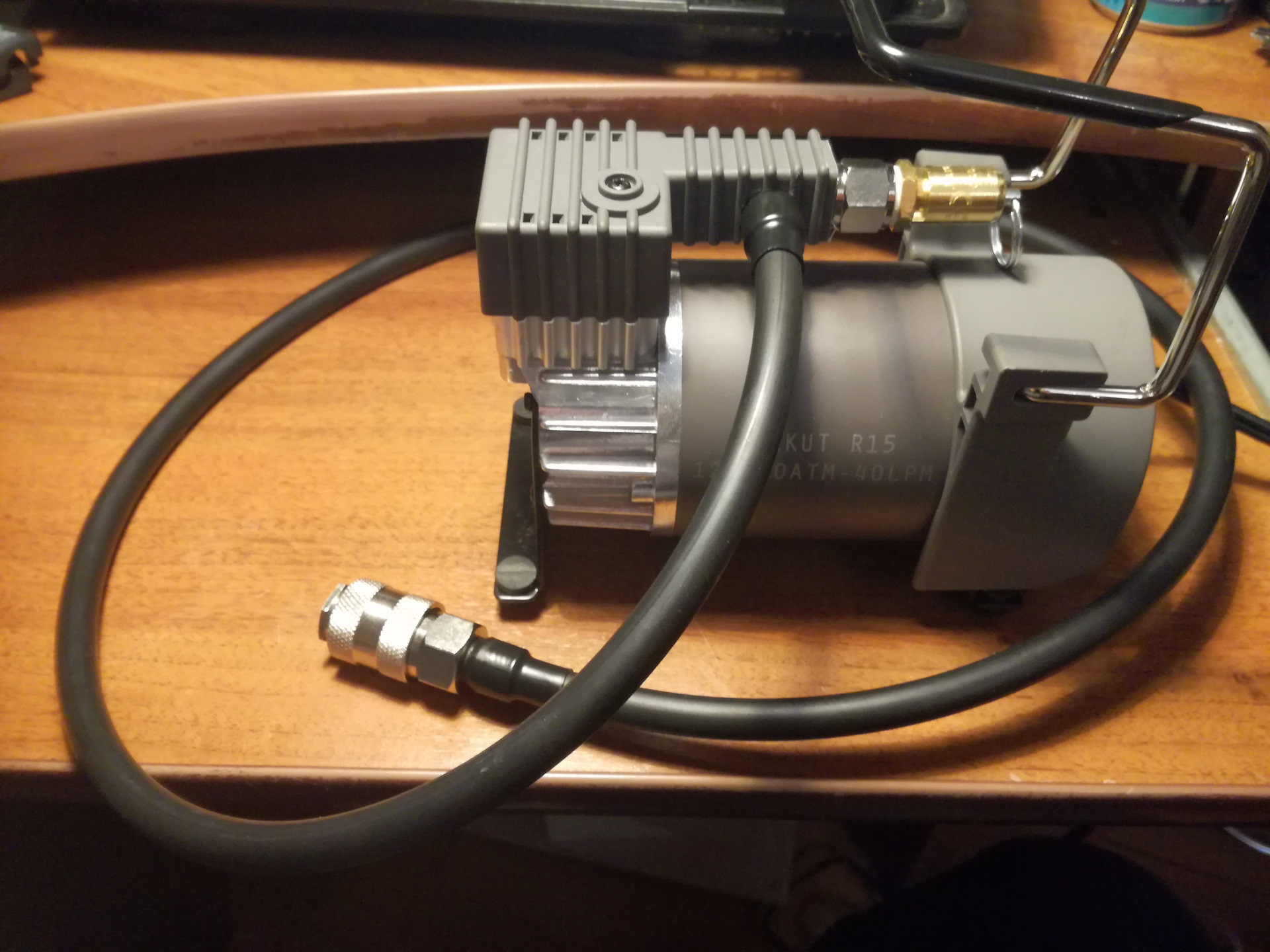 Компрессор беркут разобранный. Ремкомплект компрессора беркут r20. Поршень компрессора berkut r20. Ремонт компрессора беркут. Поршень для компрессора беркут r17.