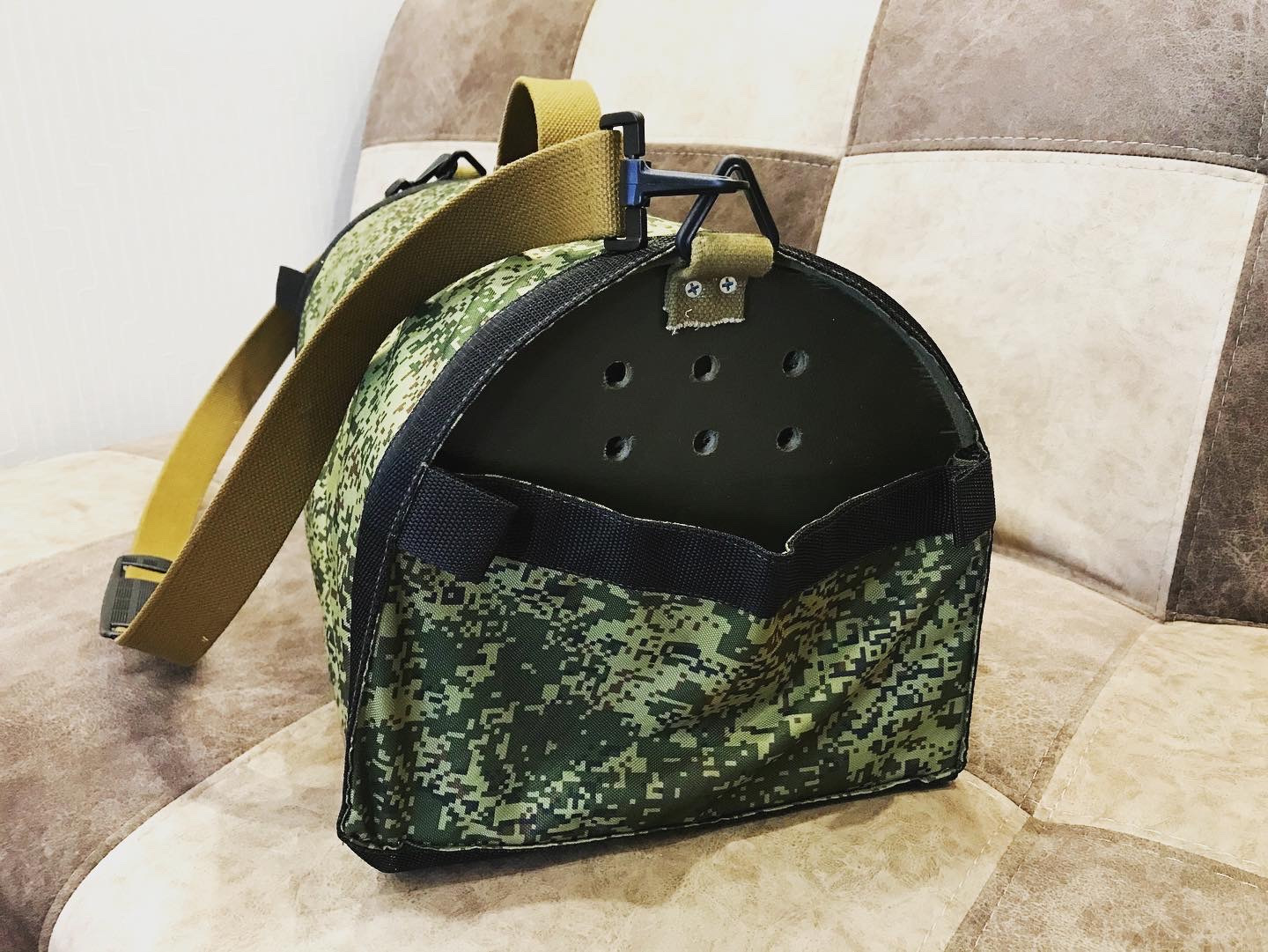 Ящик для переноски подсадных уток. Переноска для подсадной утки. Ящик для подсадной утки. Ящик для подсадной утки. Ящик-переноска для подсадной утки.