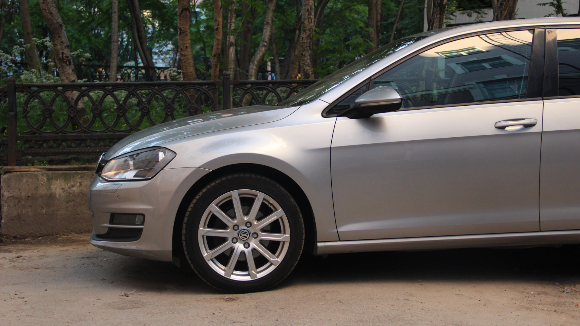 Отзыв Volkswagen Golf 1.2 TSI (2013 г.)