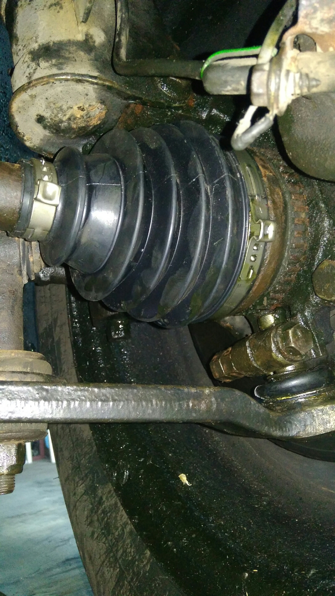 Замена приемной трубы — LADA 2115, 1,5 л., 2004 года | своими руками ...