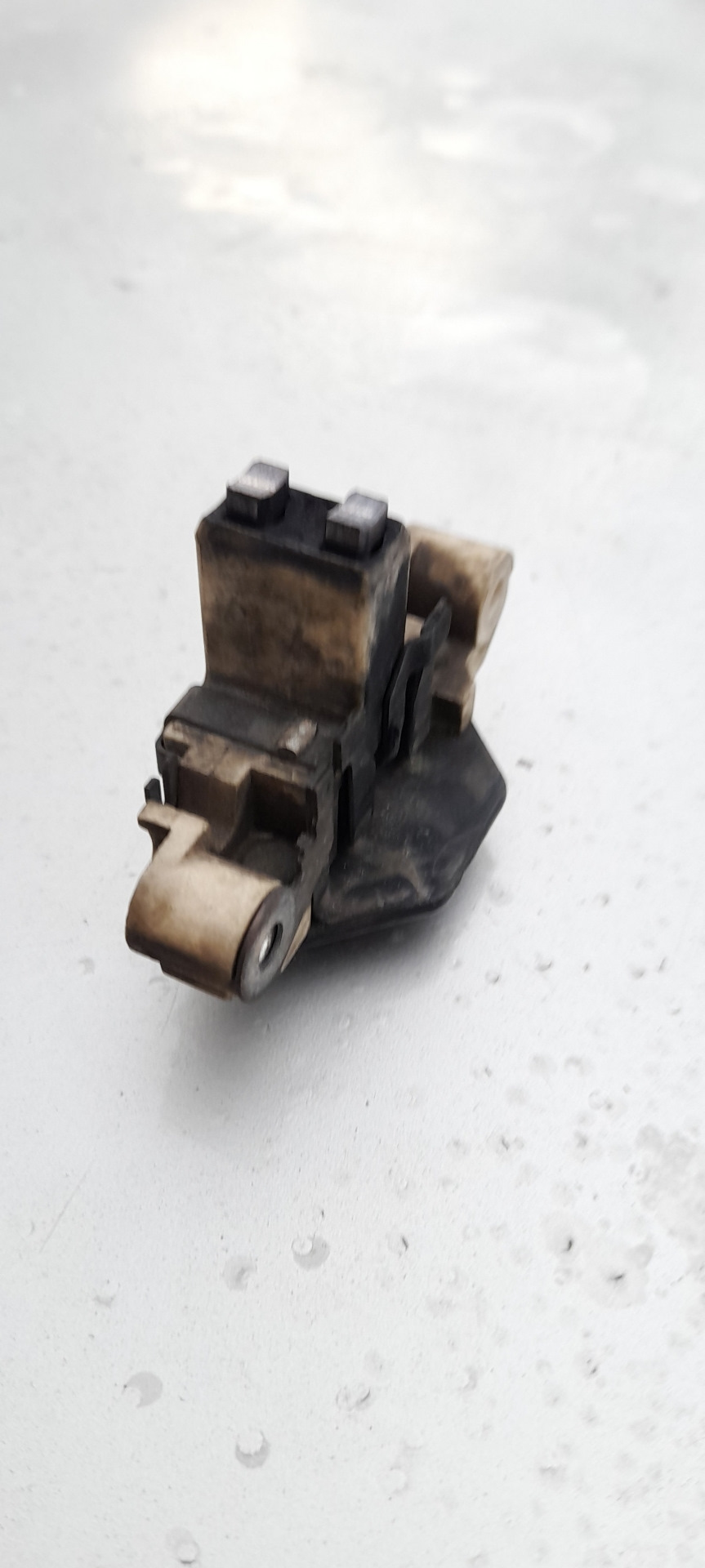 Не заряжает генератор — Volkswagen Passat B5, 1,6 л, 1997 года ...