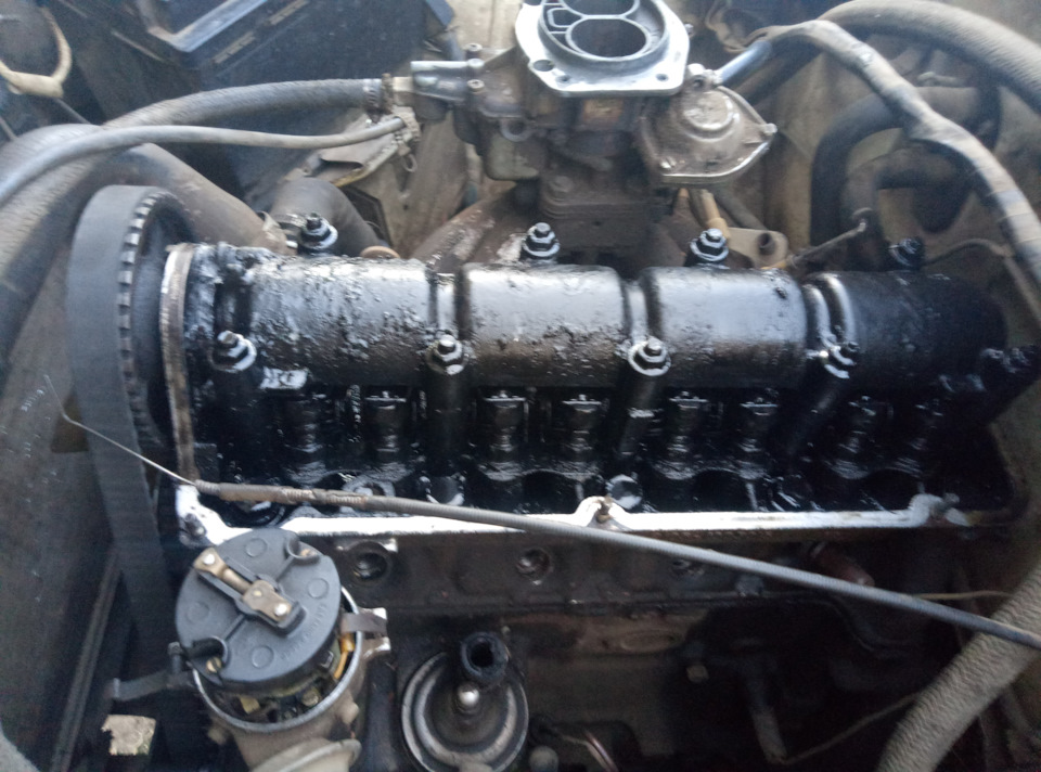 И такое бывает под клапанной крышкой… — Lada 2105, 1,3 л, 1983 года ...