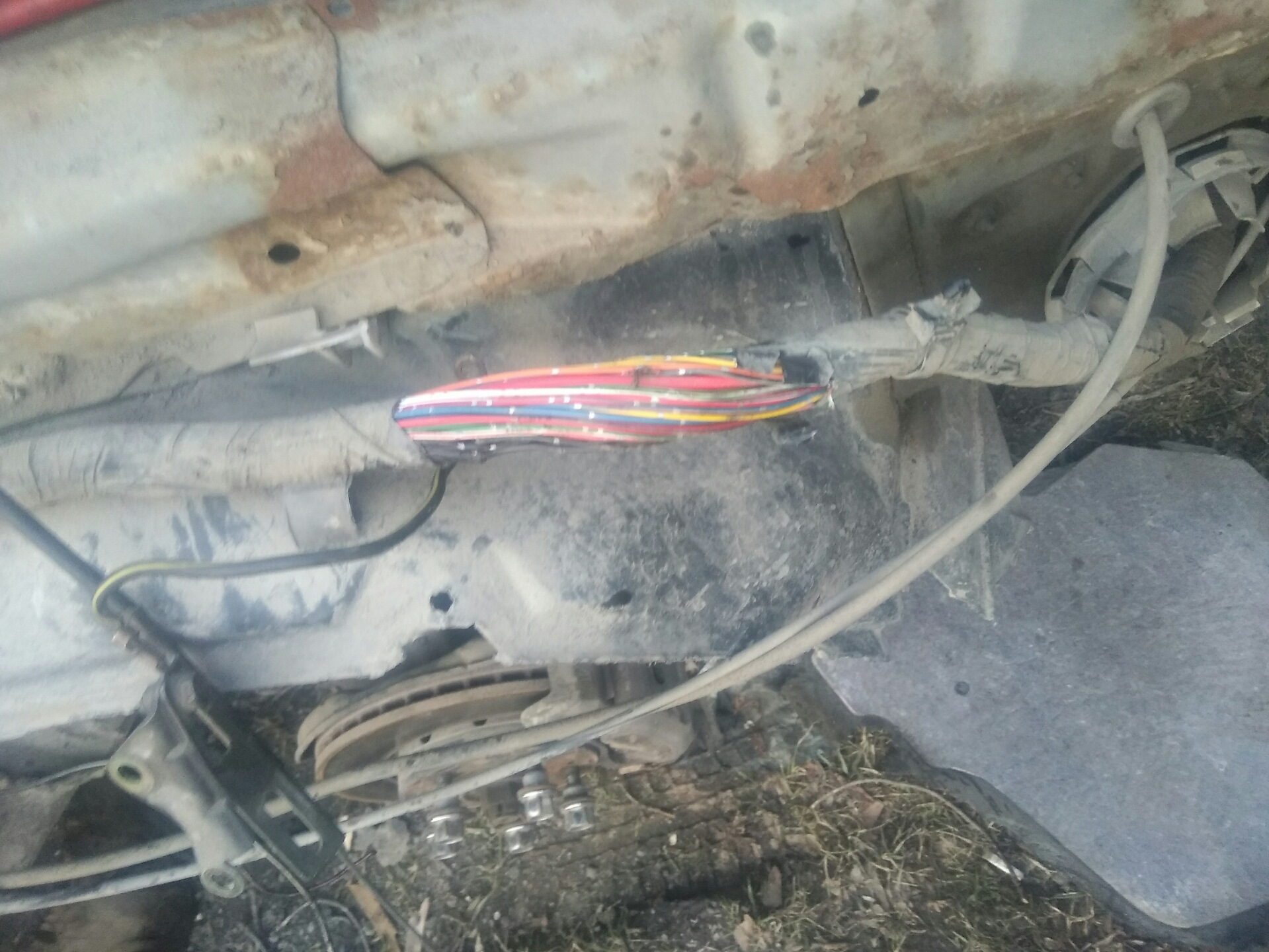 Блок предохранителей сгорел — Mitsubishi Diamante (2G), 3 л, 1995 года ...