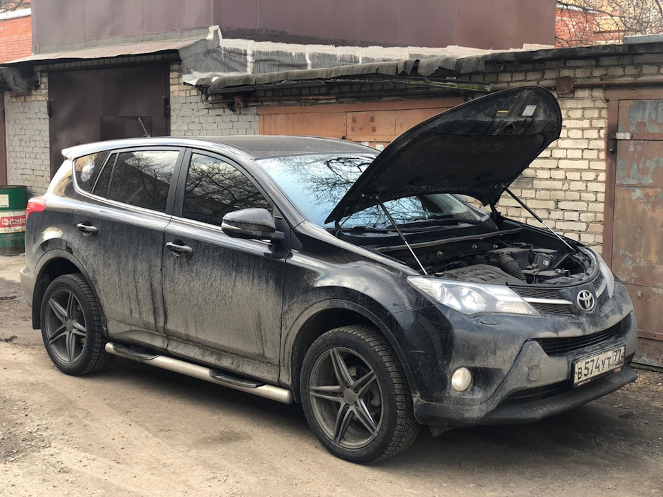 Фото в бортжурнале Toyota RAV4 (IV). Запчасти на фото: 1357477