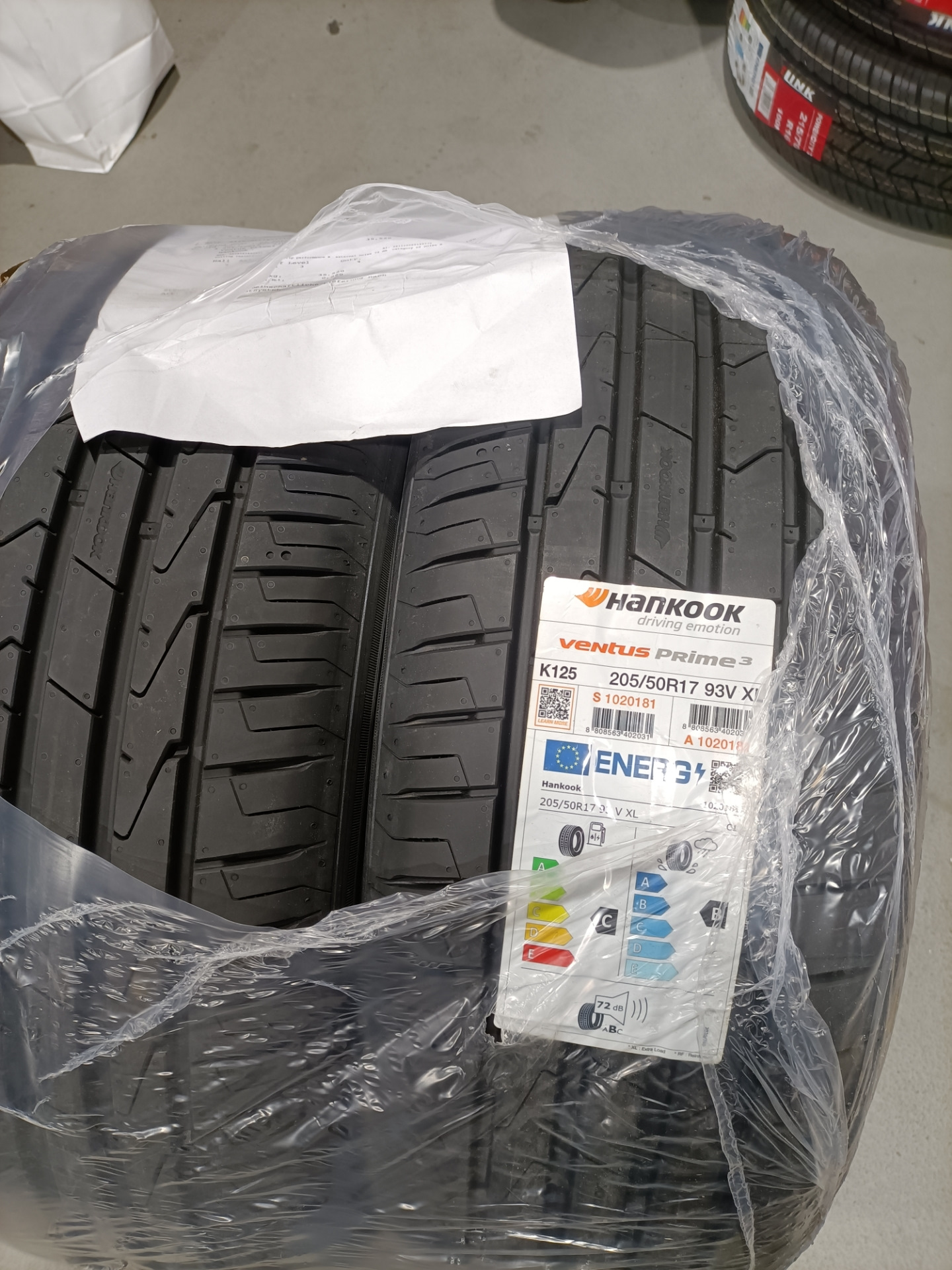 Hankook prime 4 205 50 r17. Шины Ханкук Прайм примеси 3 на Рено Дастер.