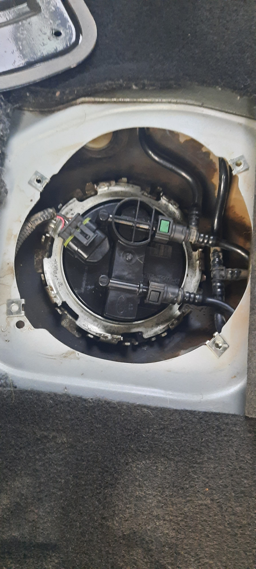 Замена сетки топливного насоса — Lada Калина хэтчбек, 1,6 л, 2012 года ...