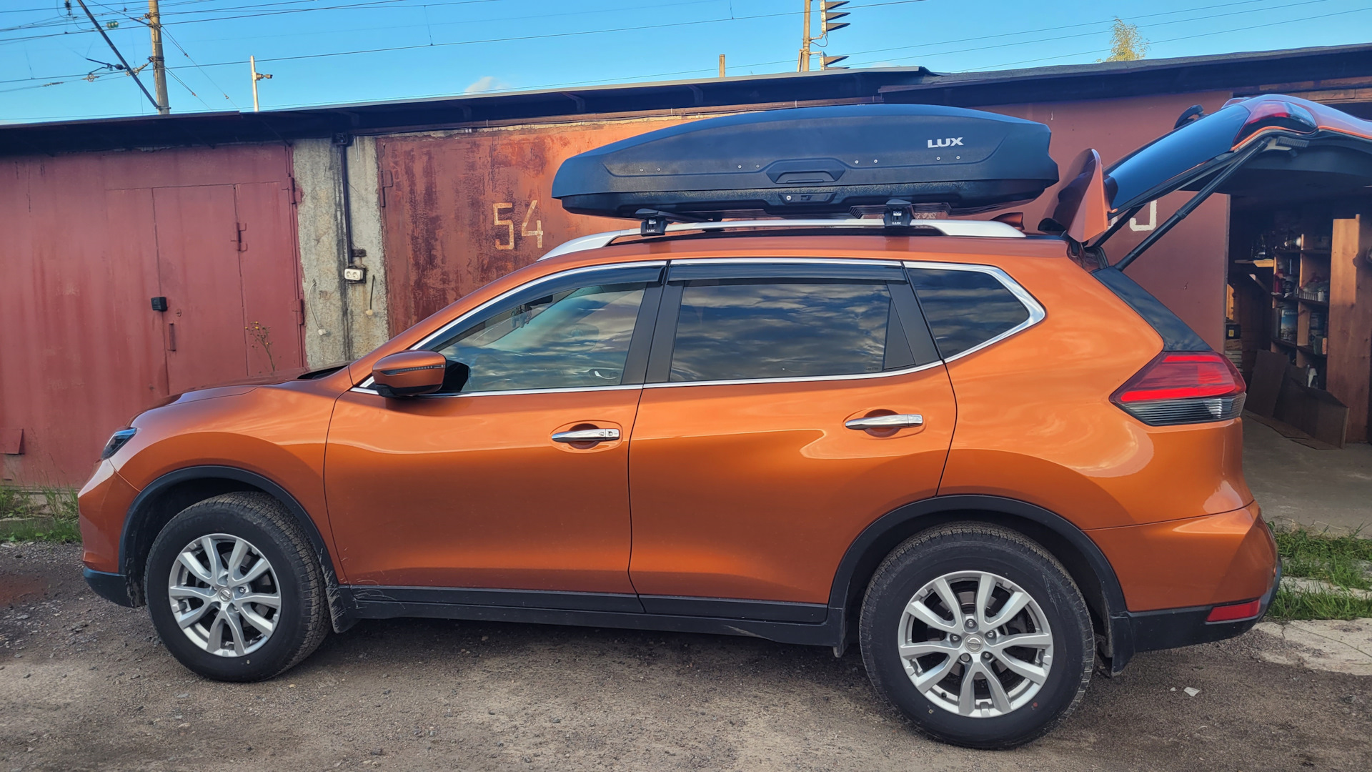 Автобокс и багажник на рейлинги — Nissan X-Trail III (t32), 1,6 л, 2019 ...