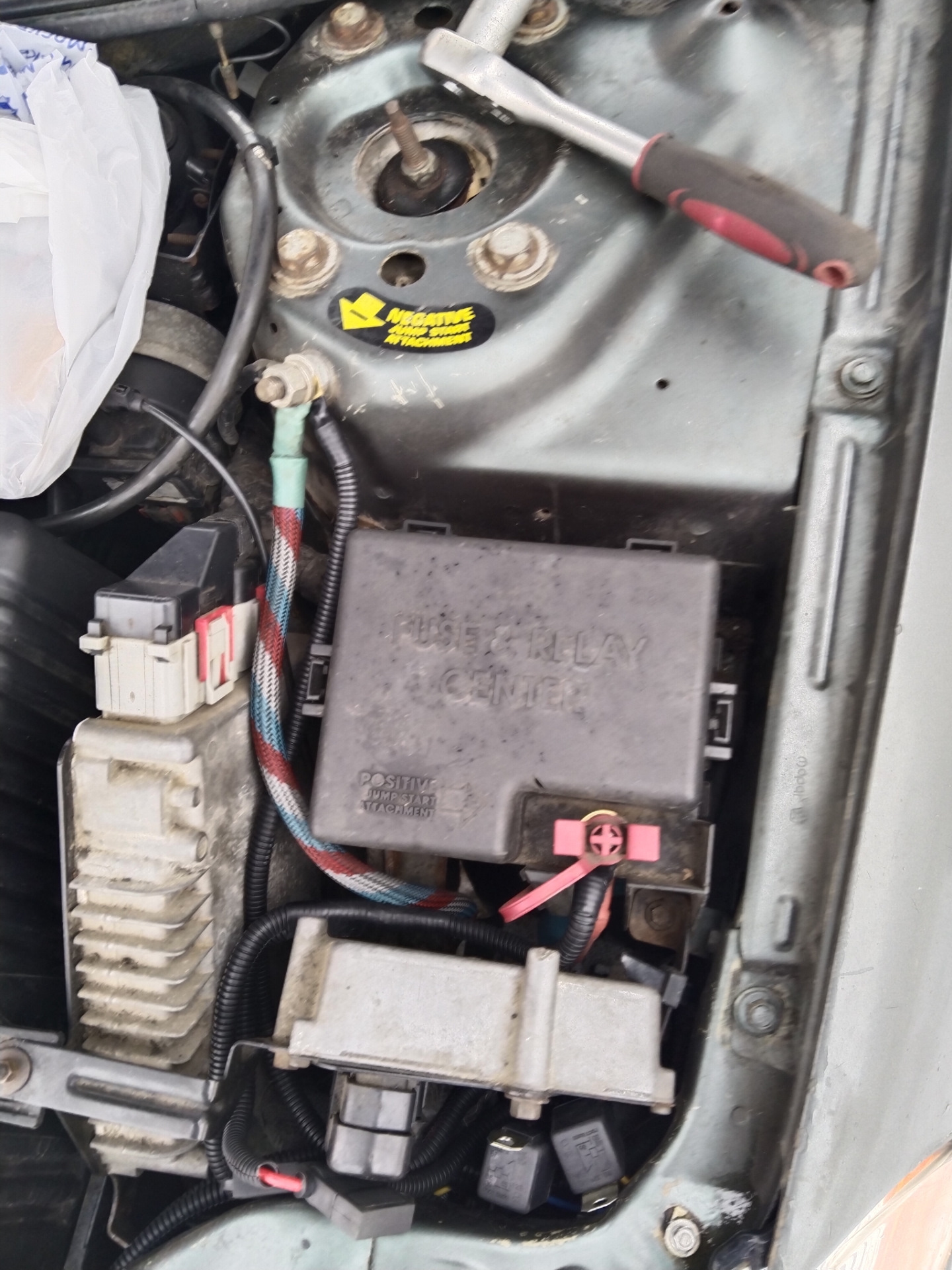 Установка реле на ближний и дальний свет. — Chrysler Sebring (2G), 2,4 ...