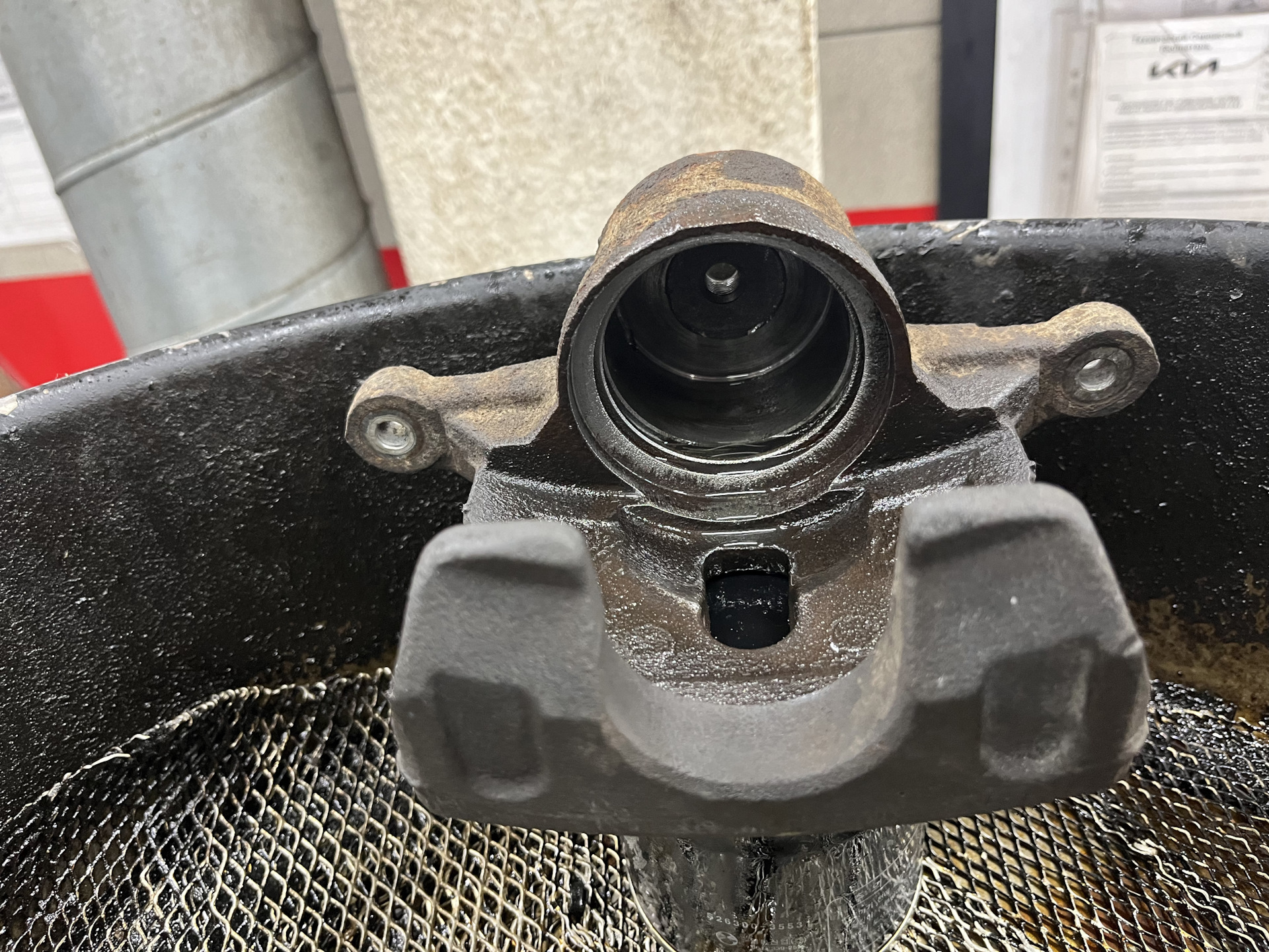 Утро 31 декабря. Что будет если не менять тормозную жидкость — KIA Ceed ...