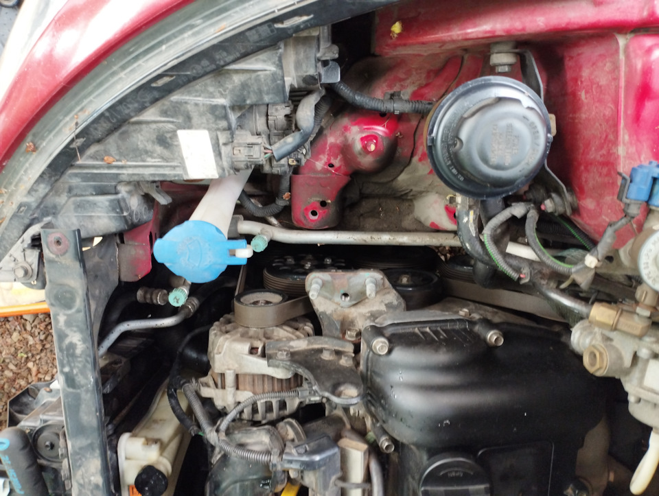 Работы к лету: коррозия на дверях, мойка радиаторов, опора двигателя ...