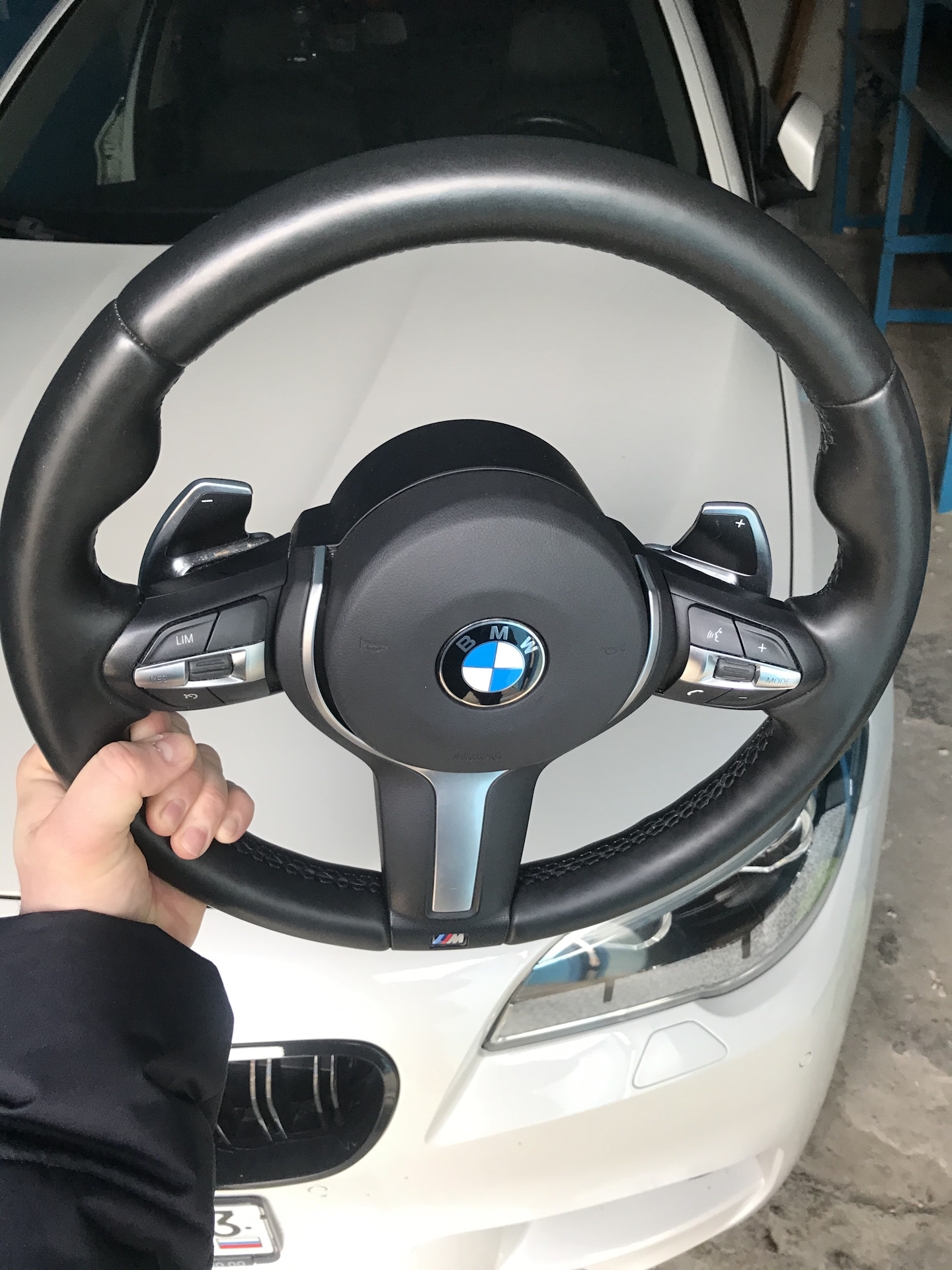 Руль BMW f32 перфорация