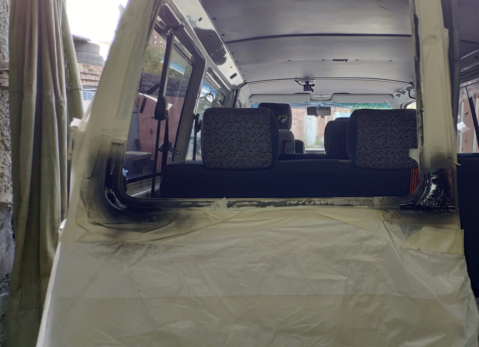 Вклейка заднего стекла — Volkswagen Transporter T4, 2 л, 1998 года ...