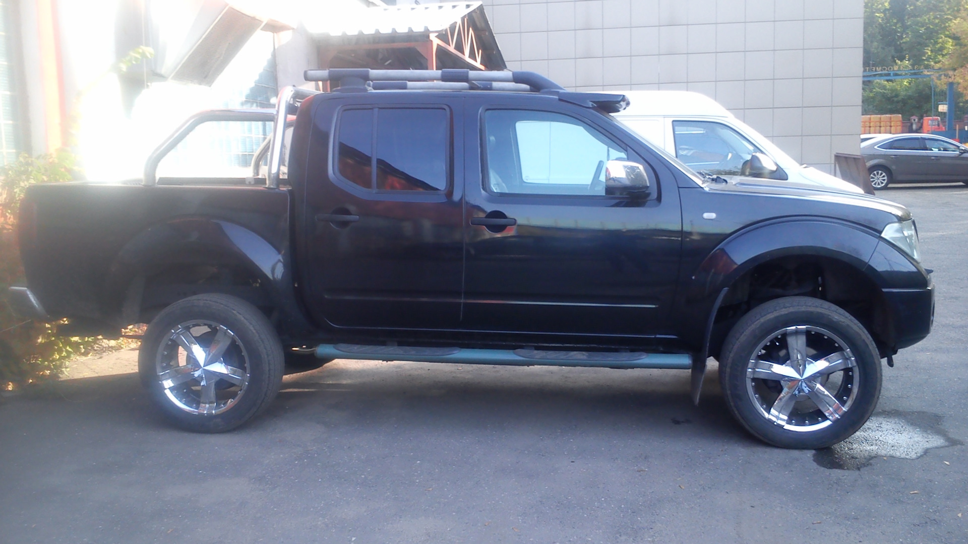 Nissan Navara (2G) 2.5 дизельный 2007 | нормальная машина на DRIVE2