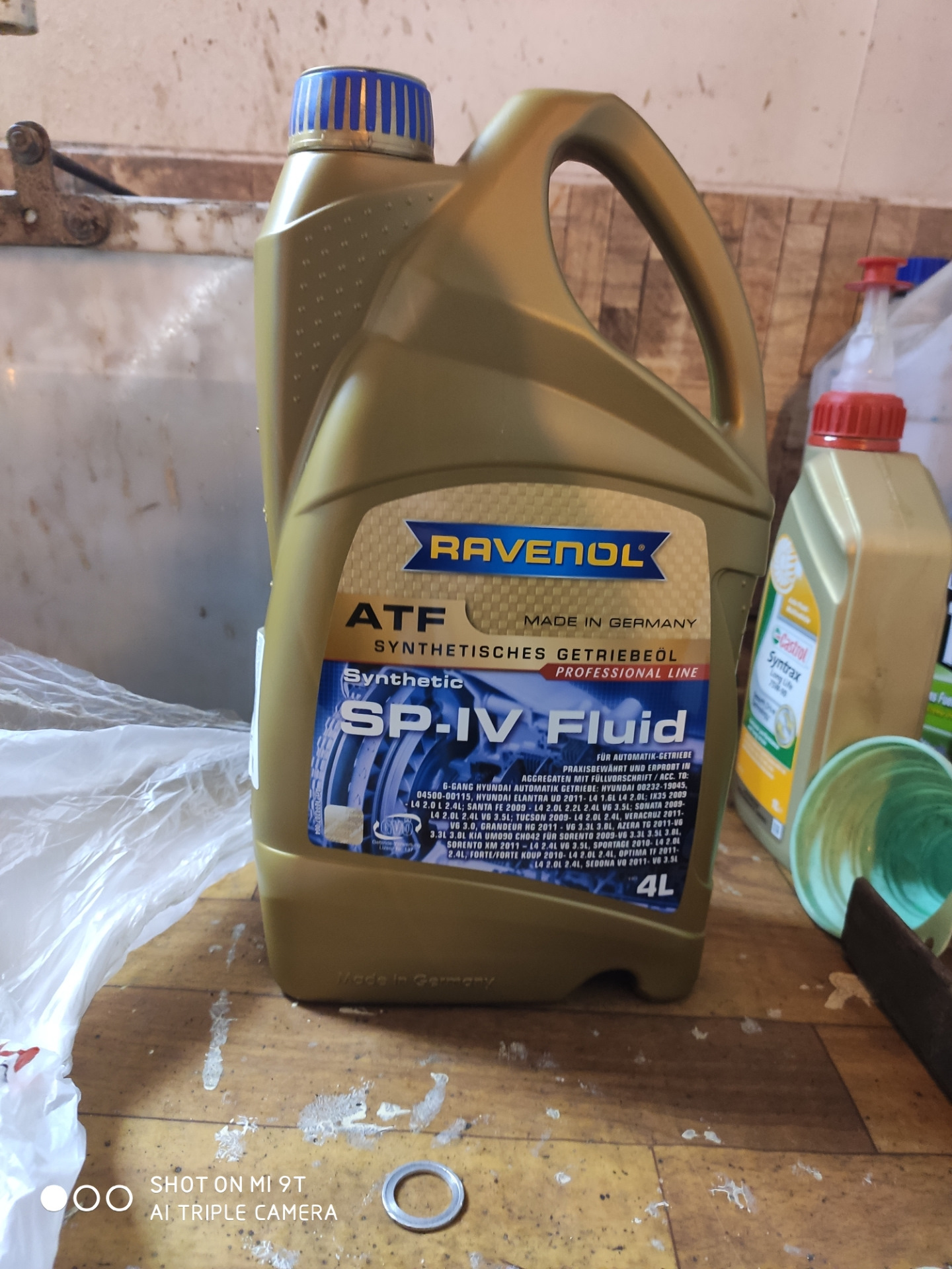 Ravenol ATF T-ULV Fluid.