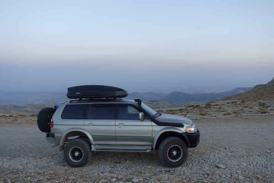 Фото в бортжурнале Mitsubishi Pajero Sport (1G)