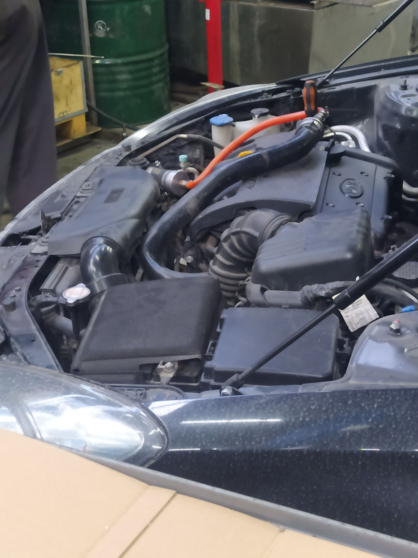 Замена антифриза аппаратной заменой и дозаправка фриона! — KIA Ceed (1G ...