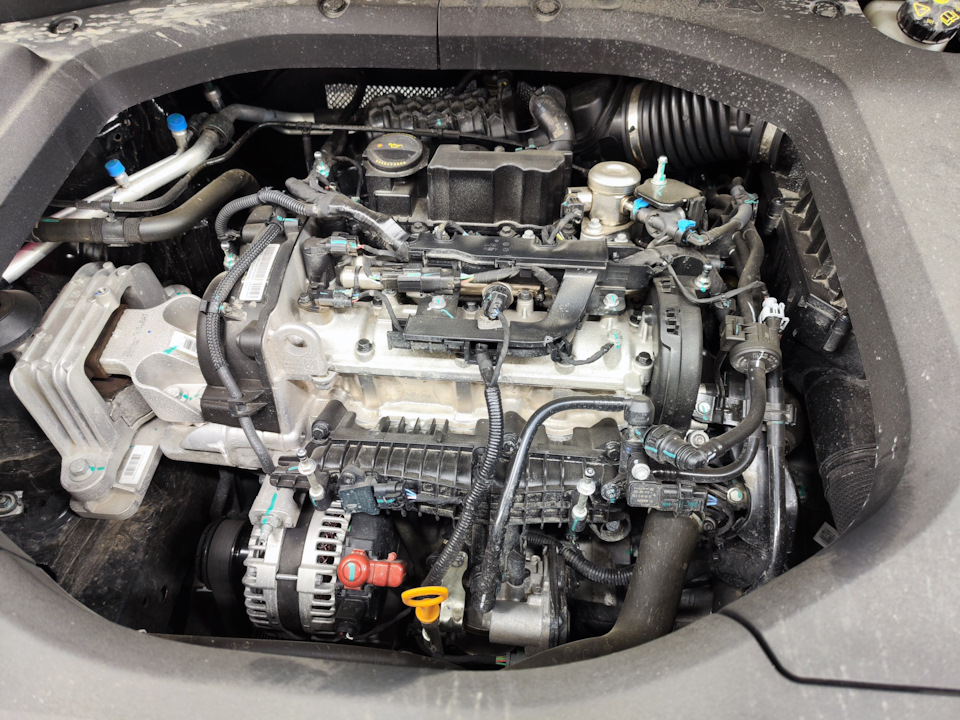 Дооснащение: Установка демфера бардачка. ТО 0 и другое — Geely Atlas ...