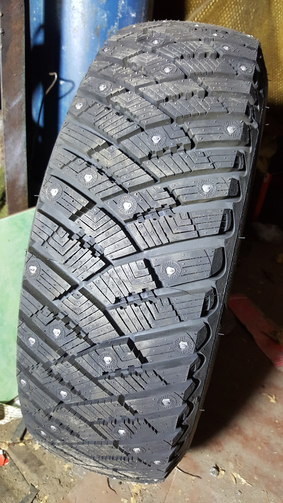 Ultra grip ice arctic. Goodyear ULTRAGRIP Ice Arctic 2. Goodyear ULTRAGRIP Ice Arctic r14. Goodyear ULTRAGRIP Ice Arctic 175/70 r13. Шины Гудиер ультра грип айс Арктик r13.