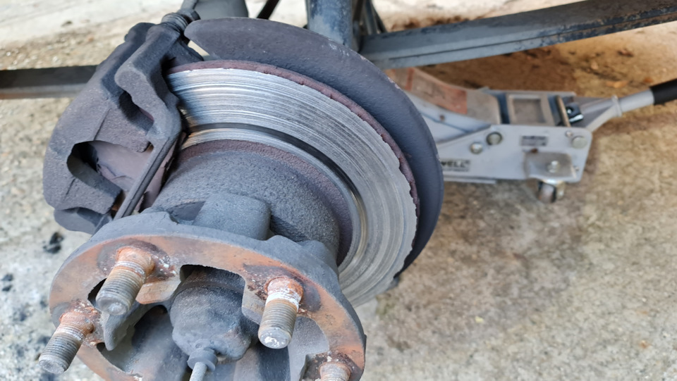 Замена шкворней. Торм. дисков. Масло. — ГАЗ Газель, 2,8 л, 2012 года ...