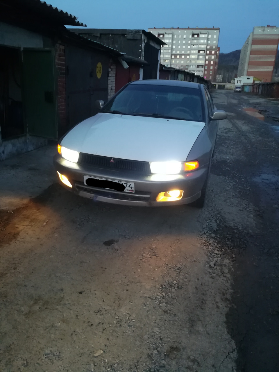 Моя первая покраска авто гал 8 — Mitsubishi Galant (8G), 2,4 л, 2001 года |  своими руками | DRIVE2