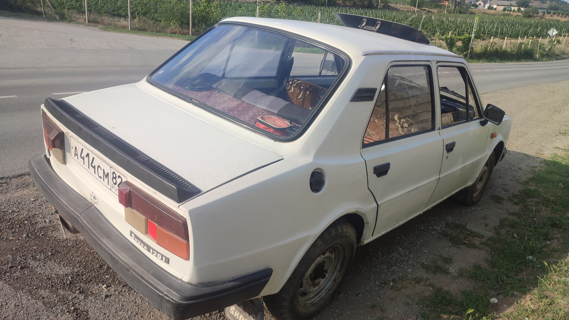 Skoda 105/120/125 1.2 бензиновый 1989 | Достаточно открыть капот на DRIVE2