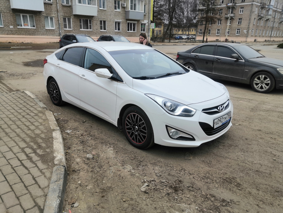 Такой вид на ближайшие месяцы — Hyundai i40