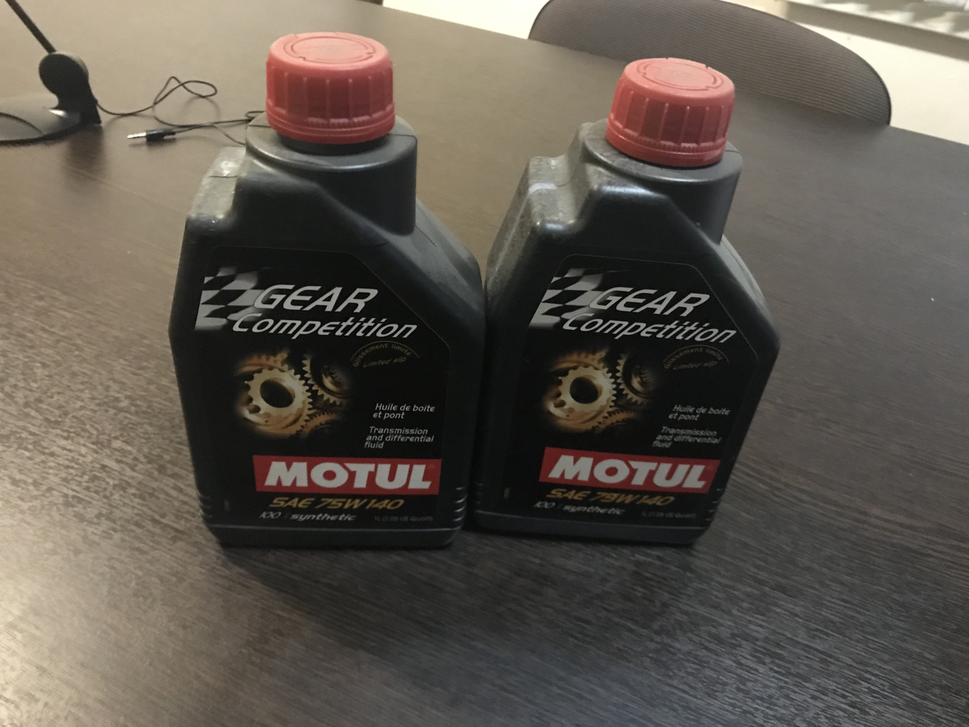 Масло в редуктор с блокировкой. Motul 75w140. присадка в задний редуктор чтобы не гудел. что залить в редуктор от гула.