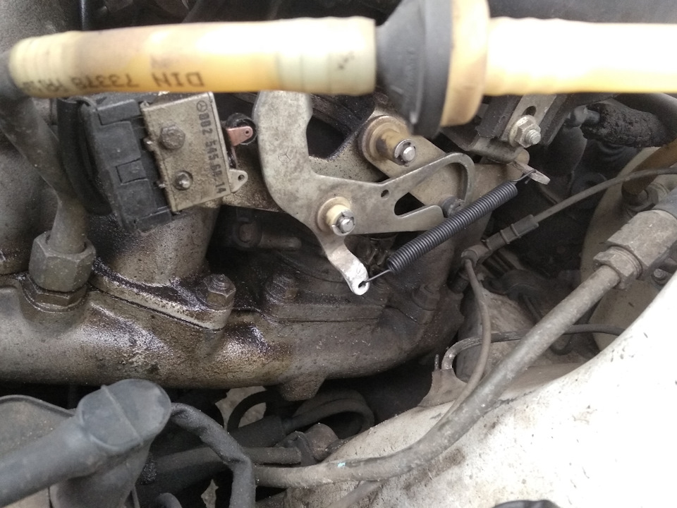 Починил КЕ джетроник — Mercedes-Benz 190 (W201), 2 л, 1990 года ...