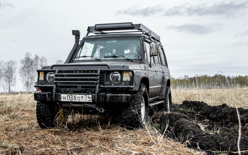 Фото в бортжурнале Mitsubishi Pajero (1G)