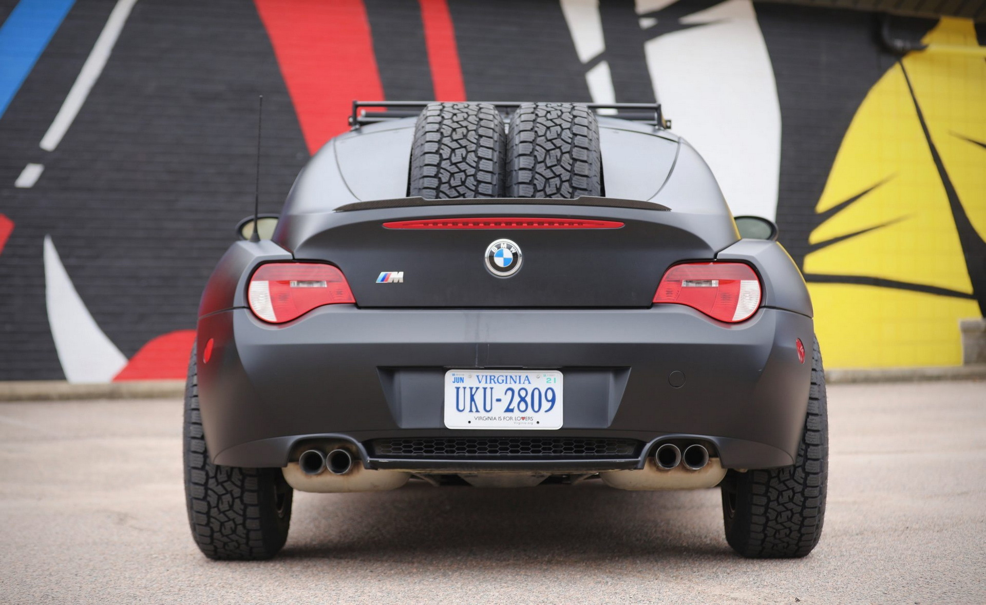 BMW z4 Black Coupe