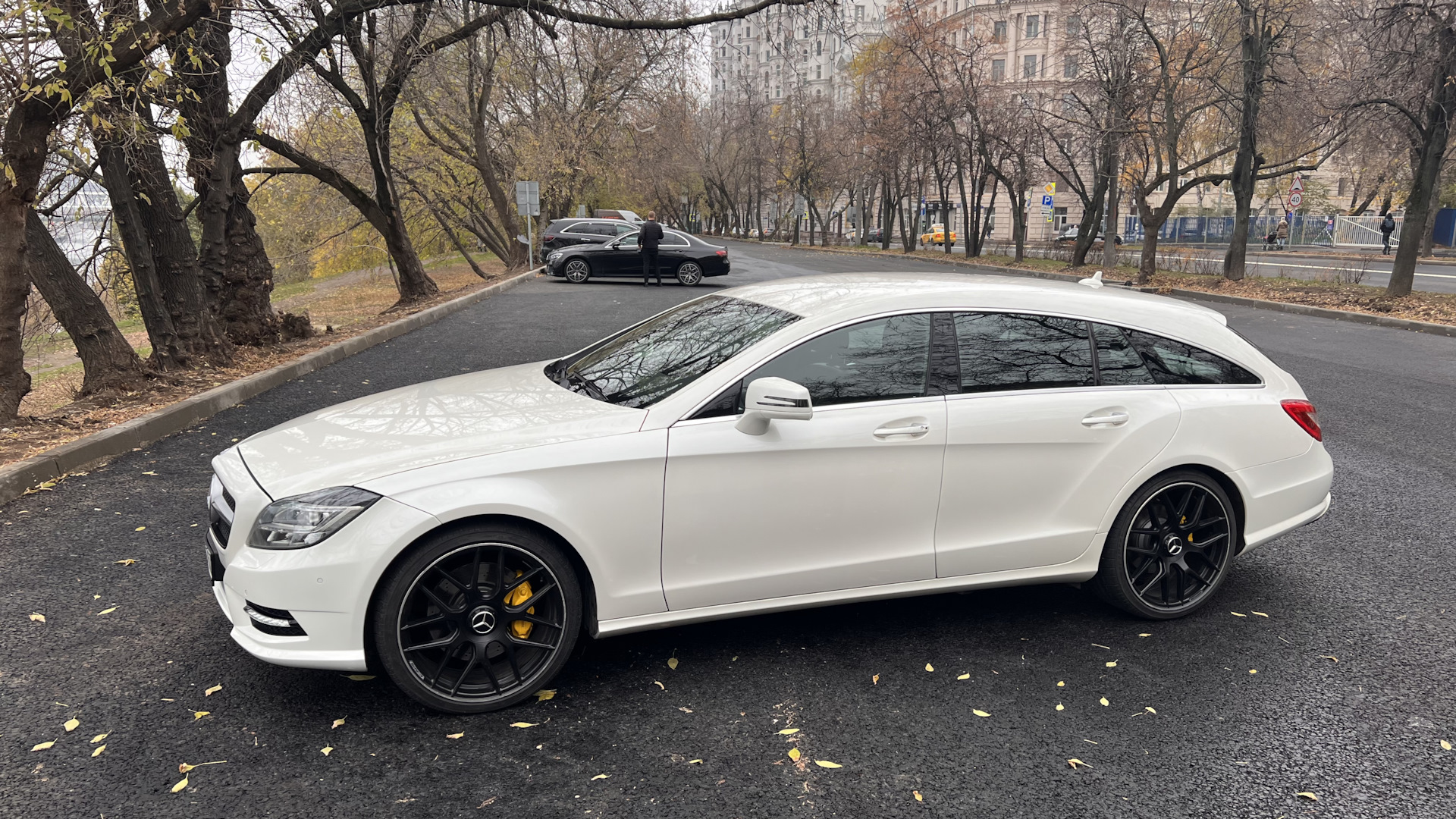 Mercedes-Benz CLS Shooting Brake (X218) 3.0 дизельный 2013 | Белый пистолет  на DRIVE2