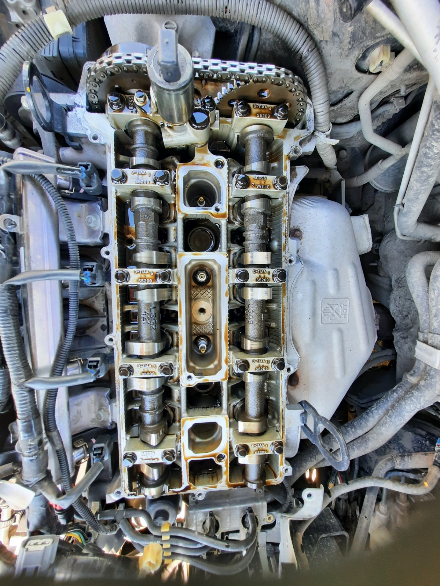 Прокладка клапанной крышки. — Mazda 6 (2G) GH, 2,5 л, 2010 года ...