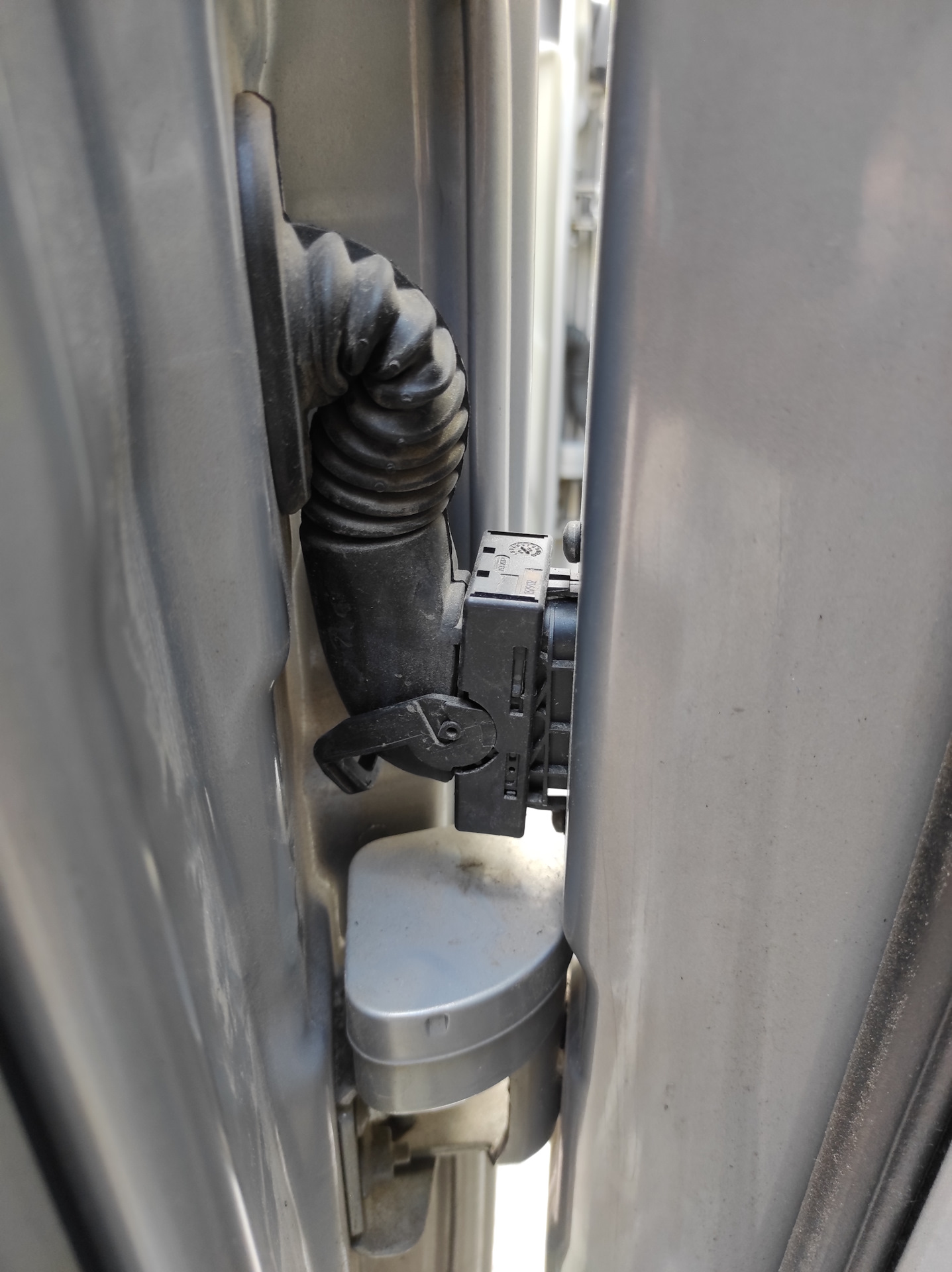 Пропал звук от штатной магнитолы Renault Grand Scenic 2 — Renault Grand ...