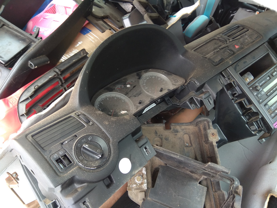 Цена авто. — Volkswagen Bora (1G), 2,3 л, 1998 года | запчасти | DRIVE2