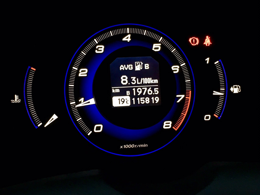 115 819 убираем хром с руля — Honda Civic 5D (8G), 1,8 л, 2008 года ...