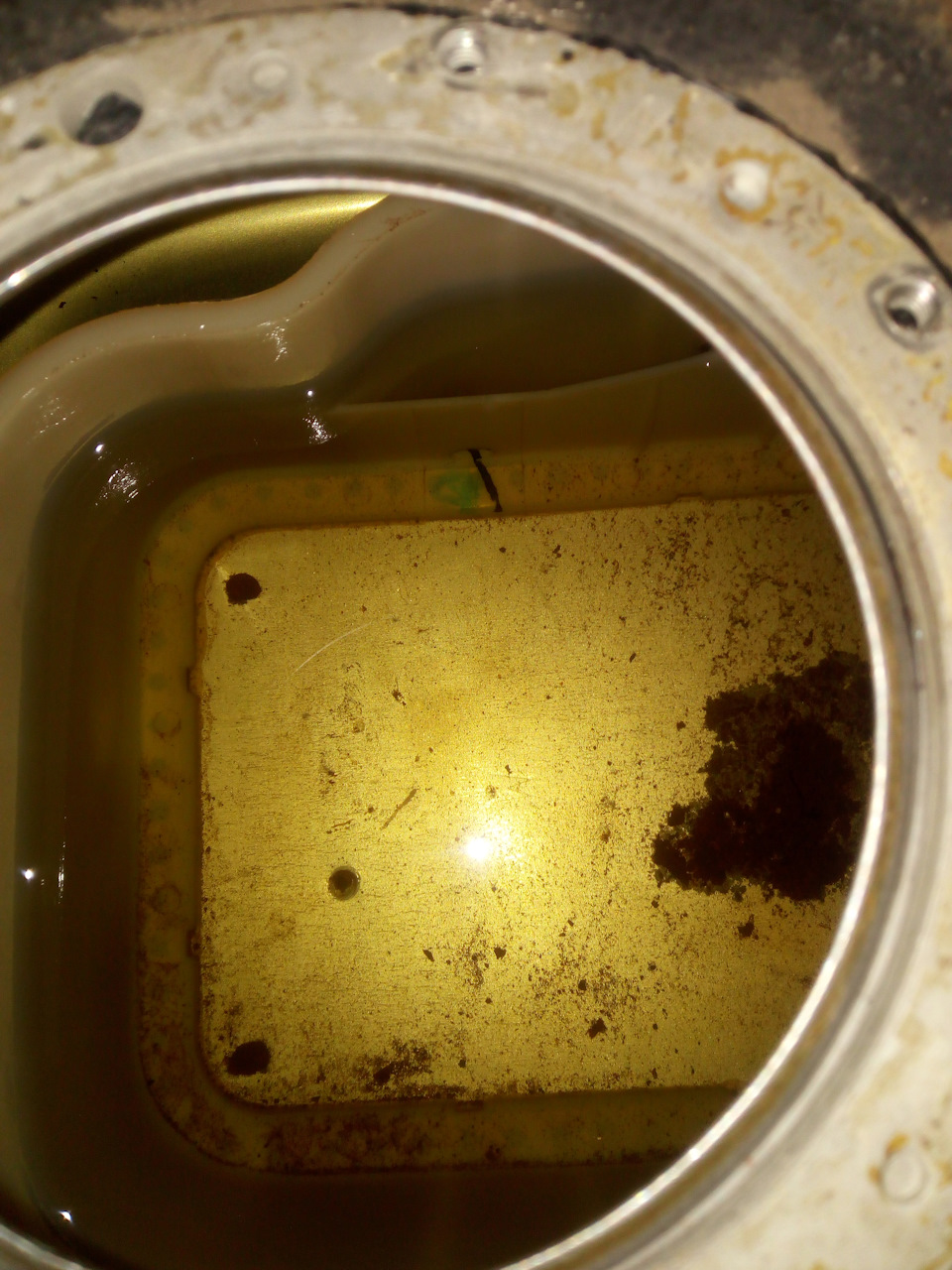 Замена стоек стабилизатора, втулок, лампы стопа правого — Lada Vesta, 1 ...