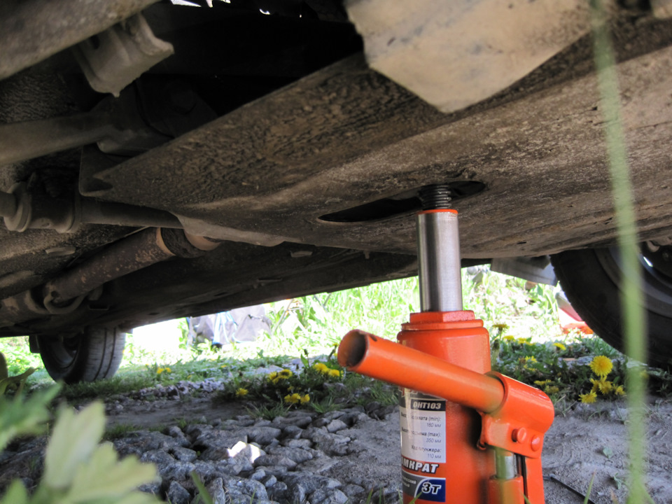 Фото в бортжурнале Lada Приора хэтчбек