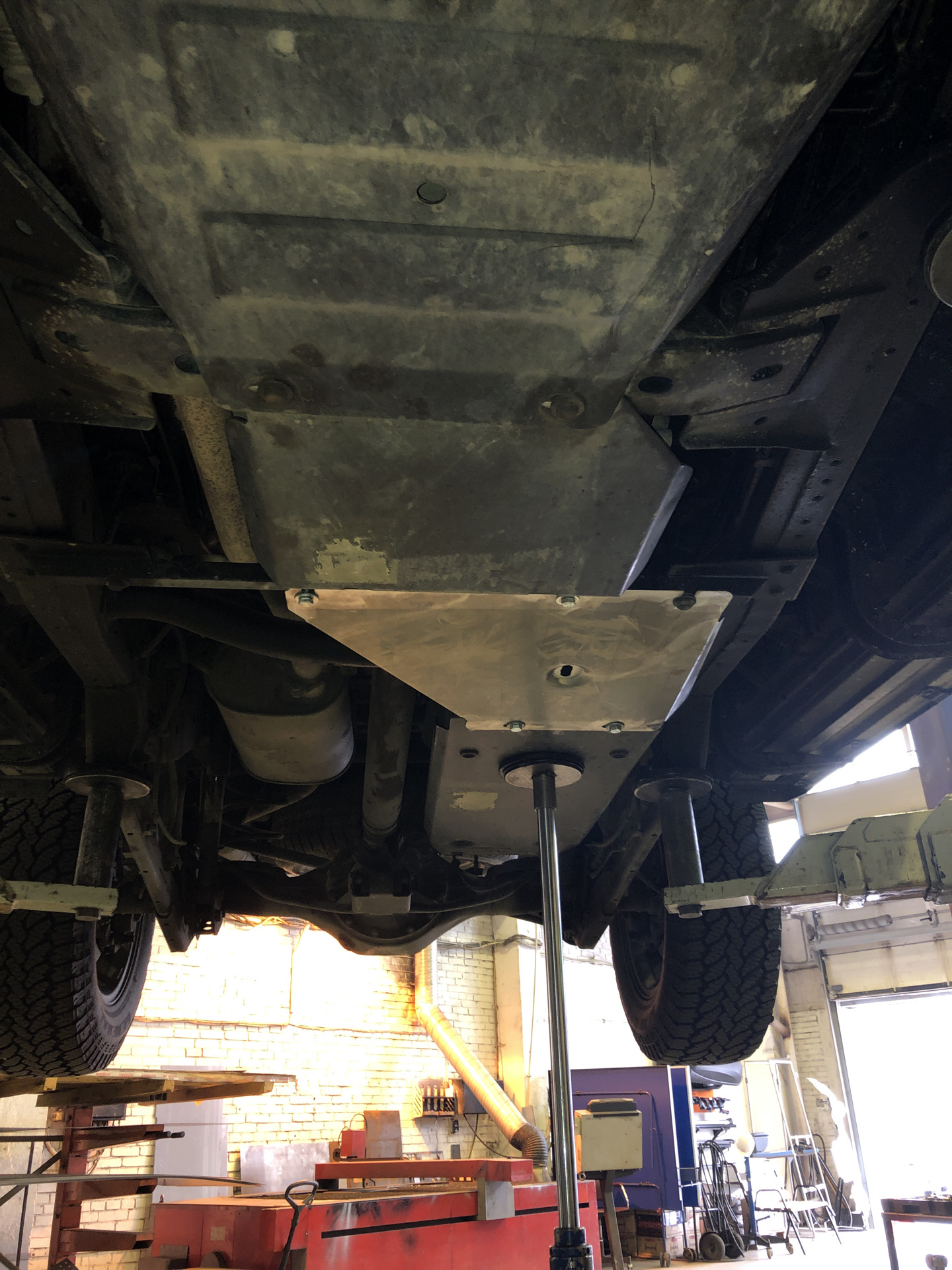 защита днища haval h9. защита днища hilux trd. днище паджеро 4 дизель. полная защита днища. ауди тт защита.