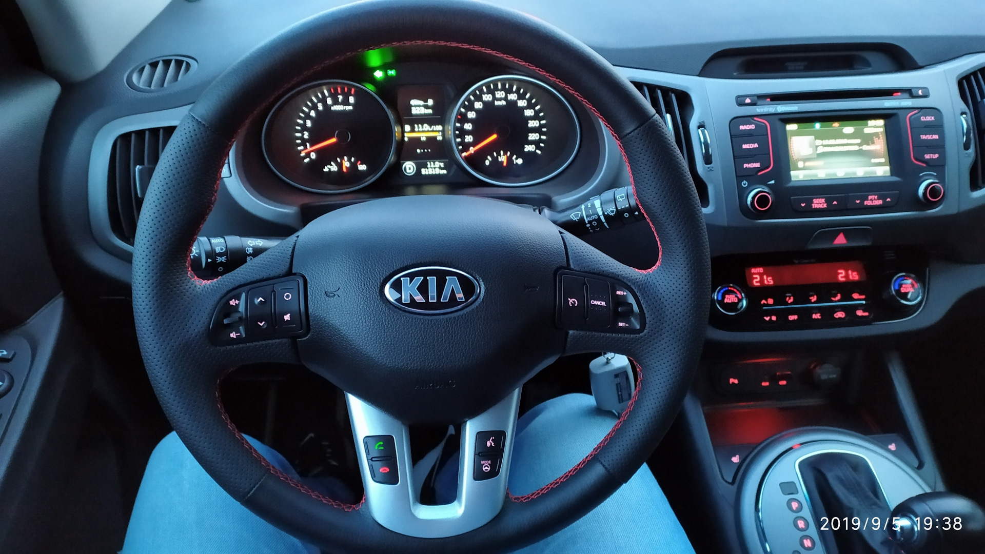 Kia Sportage 2012 руль