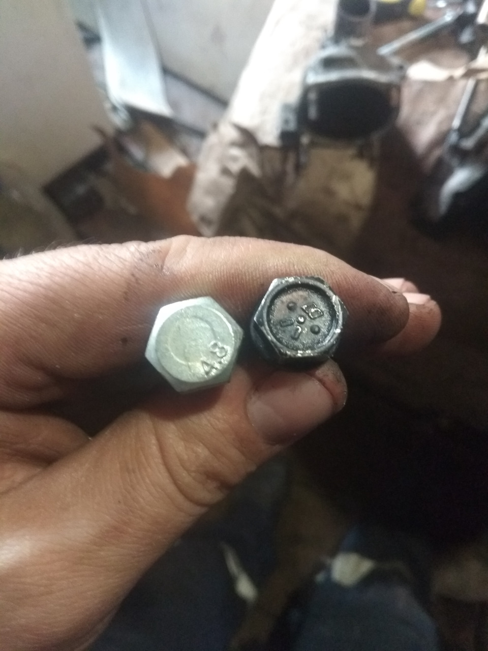 Правда этот болт по мягче получается — Lada 2120 Надежда