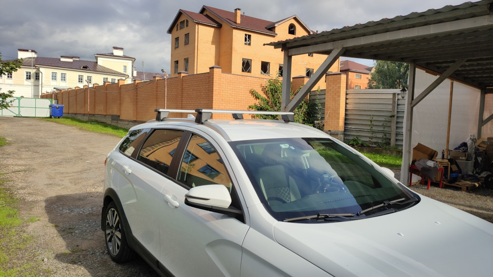 Поперечины на крышу. — Lada Vesta SW Cross (1G), 1,6 л, 2020 года ...