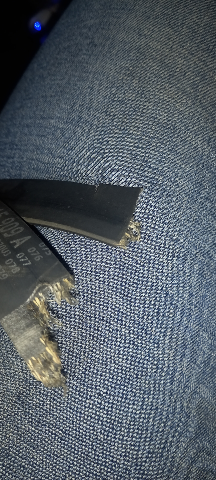 Обрыв ремня генератора — Mazda CX-3, 1,5 л, 2015 года | поломка | DRIVE2