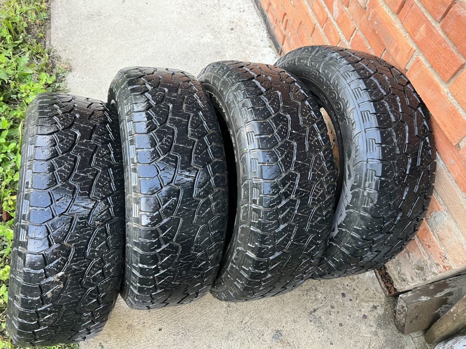 Шины всесезонные Hankook 245/65 R17 на Jeep Commander (XK), Jeep Grand ...