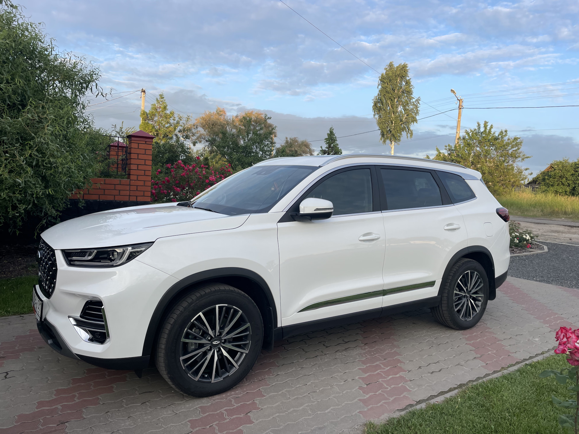 Легкая тонировка — Chery Tiggo 8 Pro, 1,6 л, 2022 года | стайлинг | DRIVE2