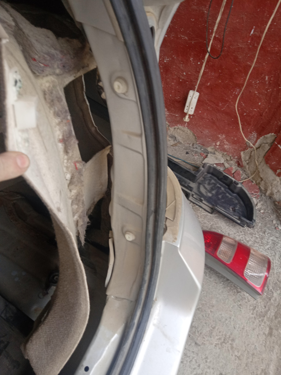 Photo from the logbook Toyota Corolla Fielder (E120)
