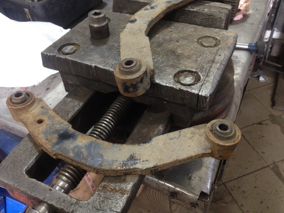 развал после замены сайлентблоков