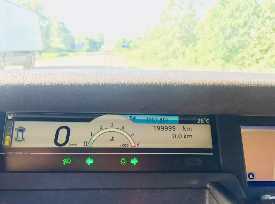 Дисплей рено. Renault Scenic 3 TFT display.