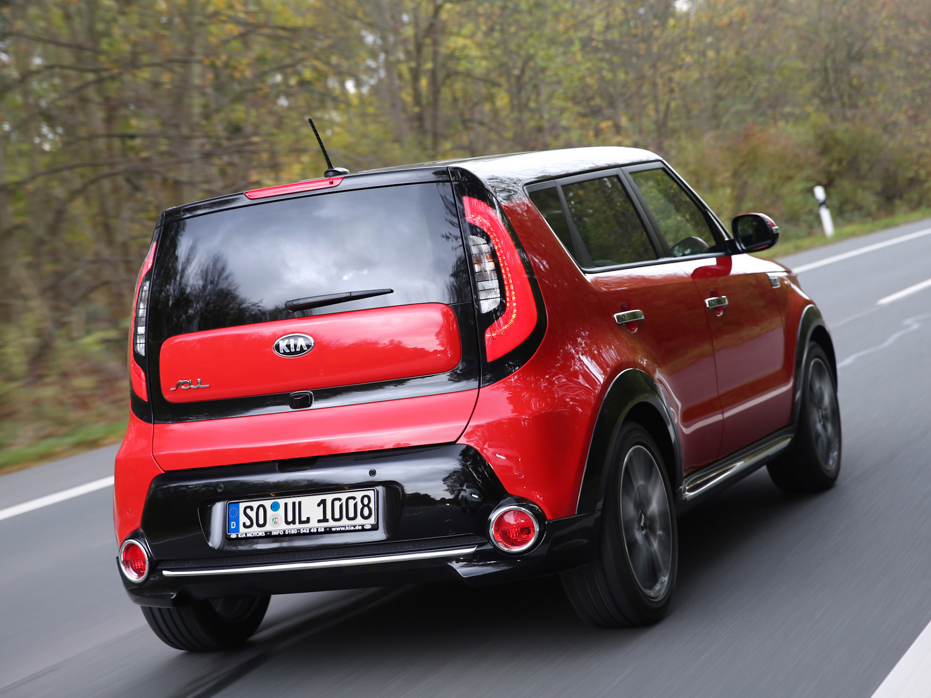 Kia Soul 2013 сзади