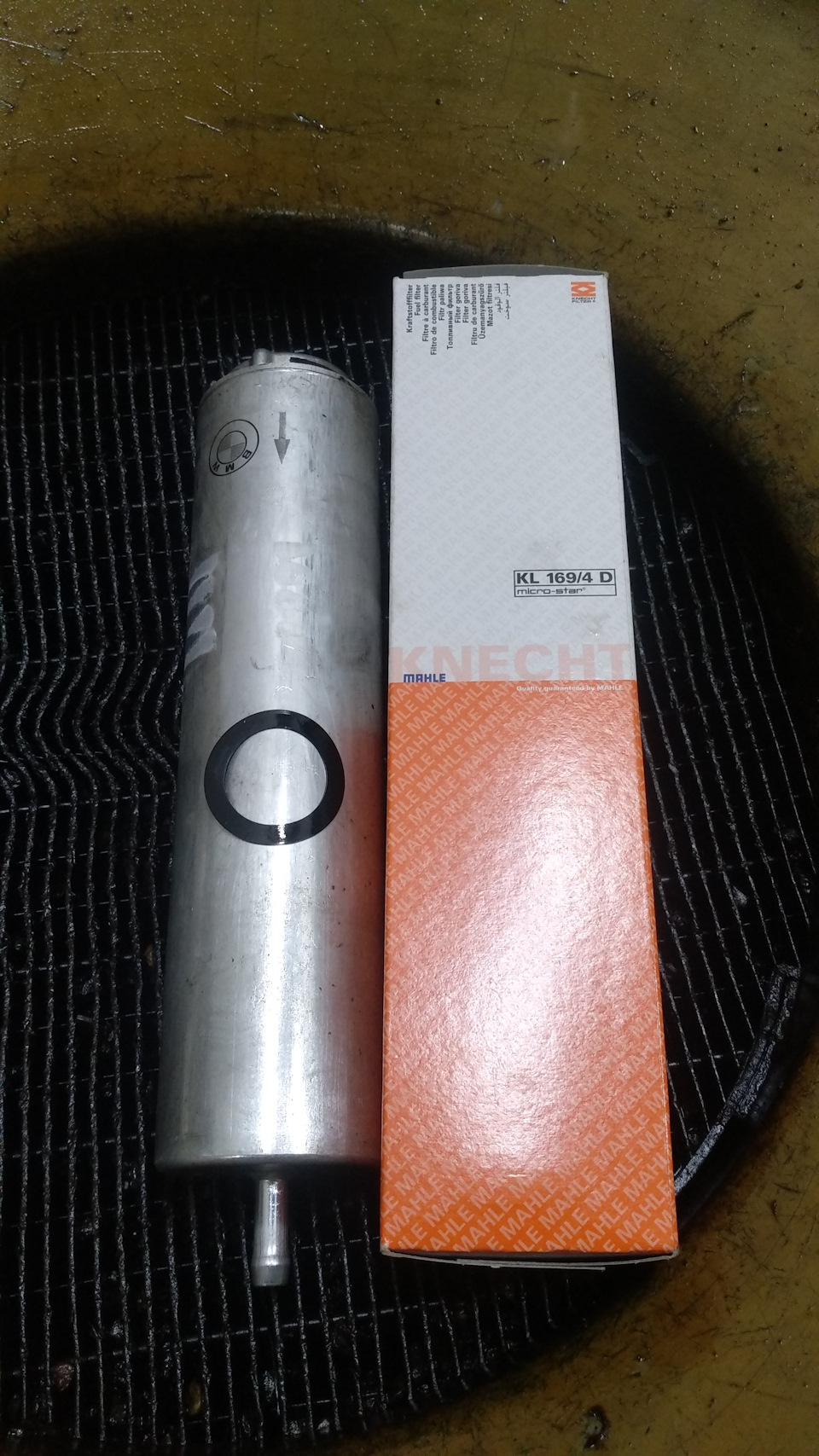 Фото в бортжурнале BMW 5 series (F10). Запчасти на фото: KL1694D